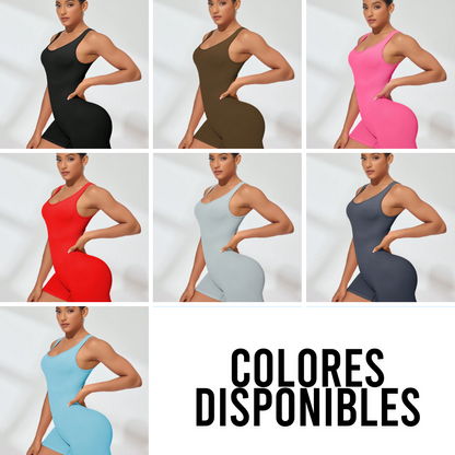 Enterizo espalda afuera corto