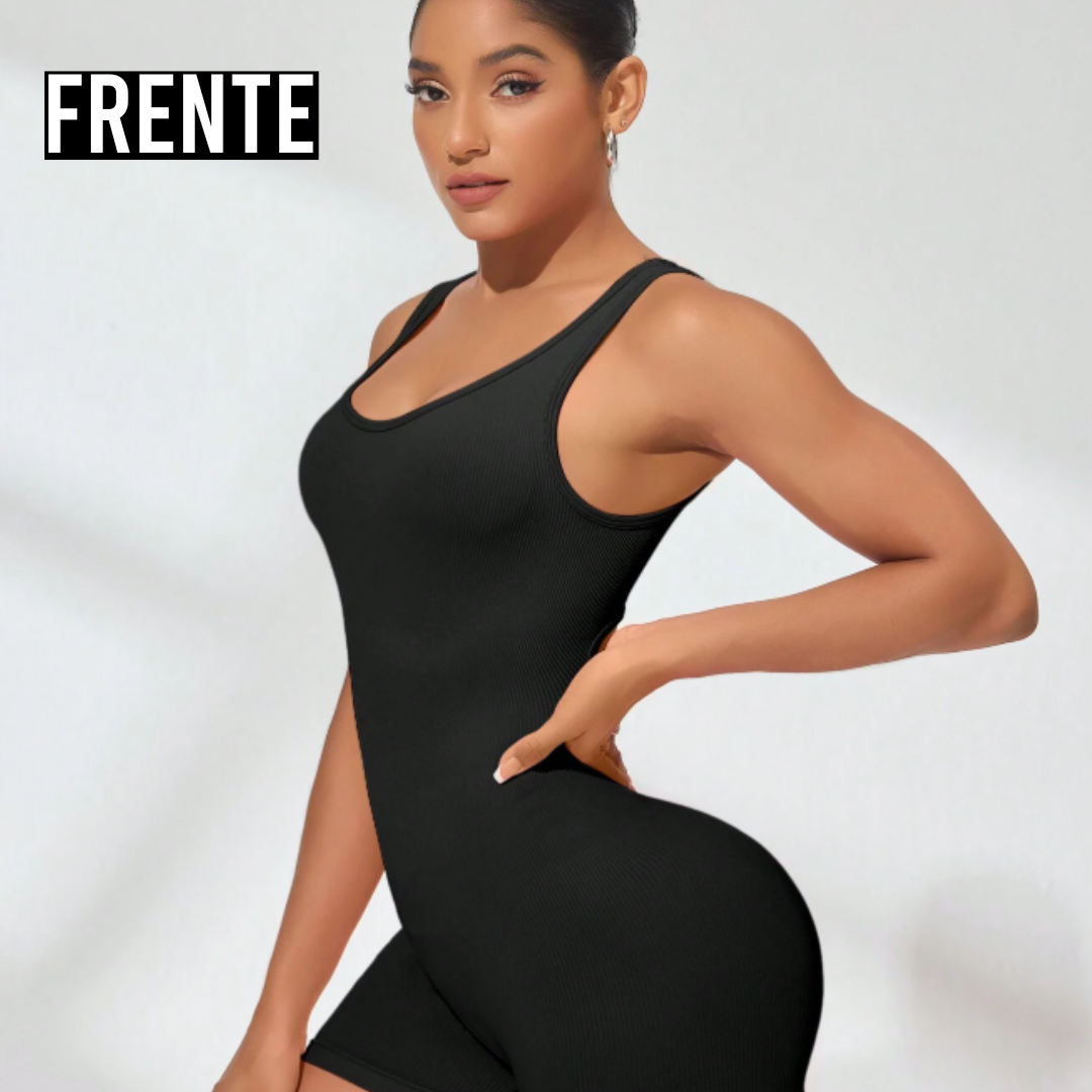 Enterizo espalda afuera corto