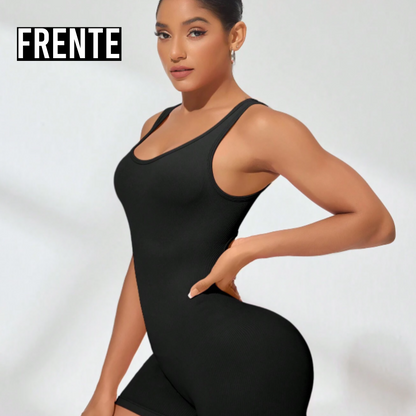 Enterizo espalda afuera corto